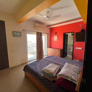 Bedroom in 3 BHK Apartment at Spaze Privy, Sector 72 – for Rent