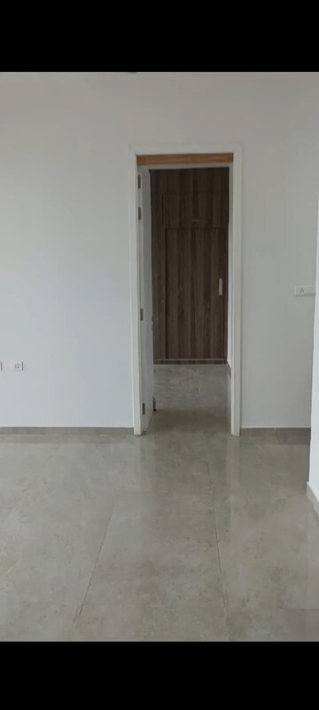 Room in 3 BHK Apartment at Tata Serein, Pokhran Road No 2 – for Rent