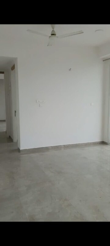 Room in 3 BHK Apartment at Tata Serein, Pokhran Road No 2 – for Rent