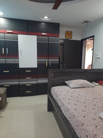 Bedroom in 3 BHK Apartment at Andheri East – for Sale