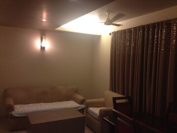 Living Room in 2 BHK Apartment at Green Park – for Rent
