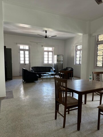 2 BHK Apartment For Rent in Churchgate