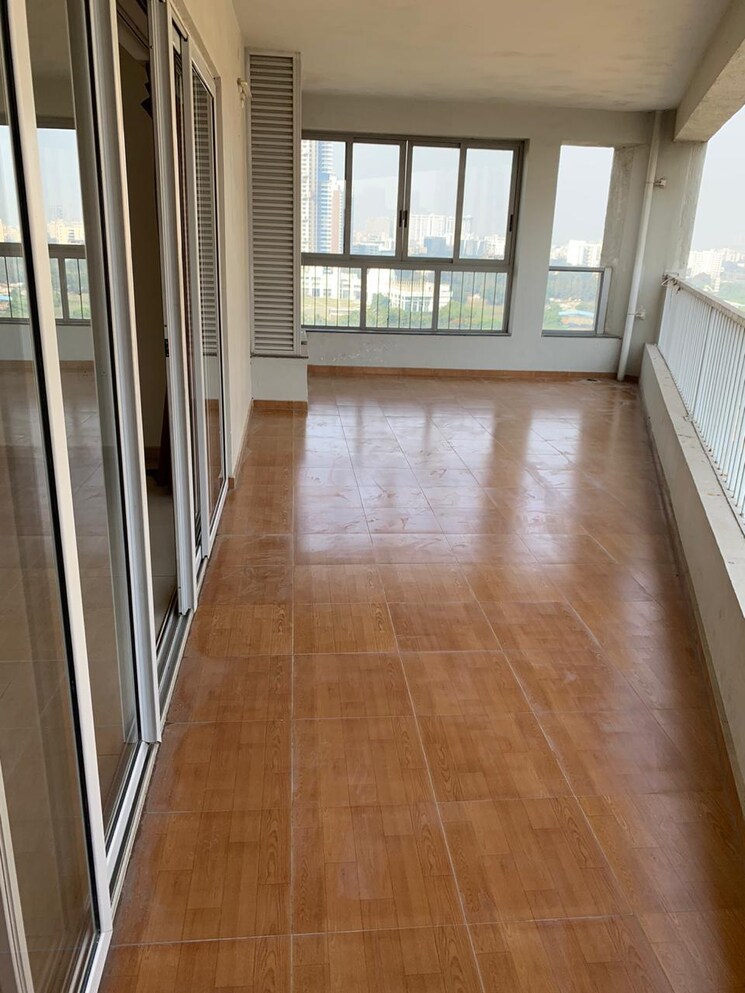 Balcony, magarpatta-nova 3 Bedroom 1082 Sq.Ft. Apartment In Mundhwa Pune 8303852