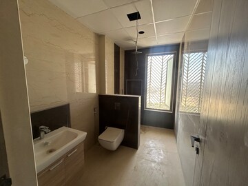 Bathroom in 4 BHK Apartment at Sri Fortune Sonthalia Sky Villas, Kokapet – for Rent