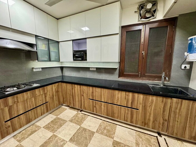 Kitchen, safdarjung enclave 4 Bedroom 2000 Sq.Ft. Builder Floor In Safdarjung Enclave Delhi 8303928