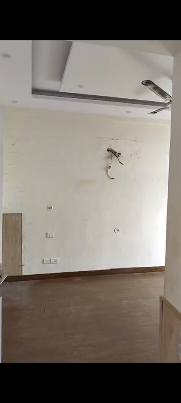Room in 2 BHK Apartment at Ansal API Celebrity Gardens, Sushant Golf City – for Rent