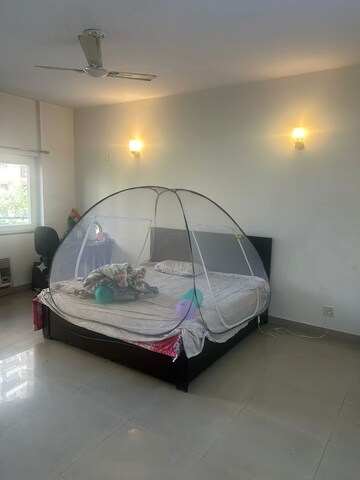 Furnished Amenities in 6+ BHK Apartment at Prithvi Apartment-52, Sector 52 – for Rent