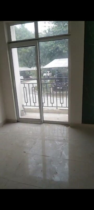 Room in 3 BHK Apartment at Ansal API Celebrity Gardens, Sushant Golf City – for Rent