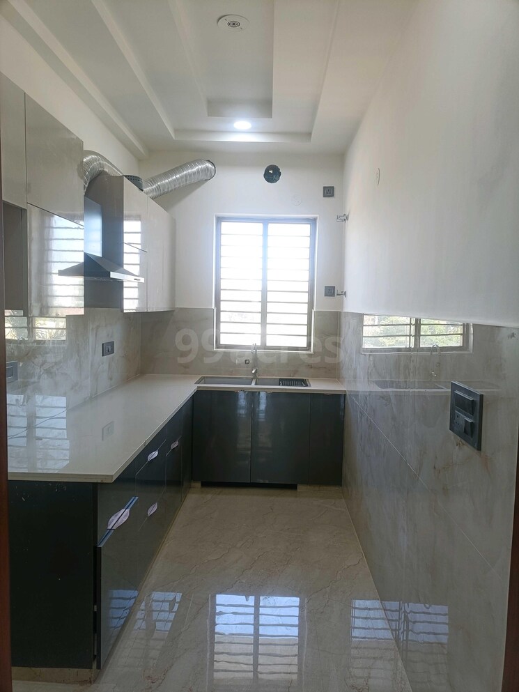 Kitchen, soha-neal-city 3 Bedroom 1440 Sq.Ft. Builder Floor In Sector 98 Faridabad 8304053