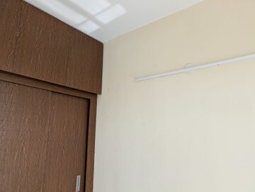 Room in 2 BHK Apartment at Pyramid Fusion Homes, Sector 70a – for Rent
