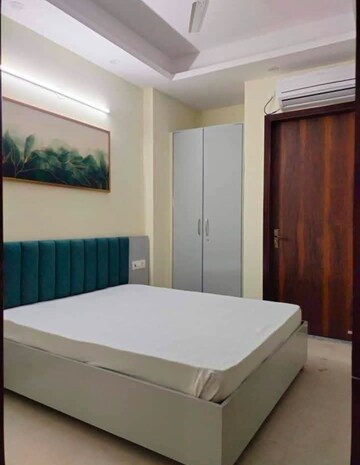 Bedroom in 2 BHK Builder Floor at Malviya Nagar – for Rent