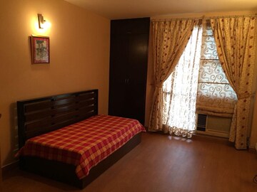 4 BHK Apartment For Rent in DLF Windsor Court, Dlf Phase iv