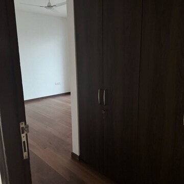 Room in 3.5 BHK Apartment at Conscient Hines Elevate, Sector 59 – for Sale