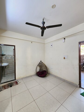 Furnished Amenities in 1 BHK Builder Floor at Reliable Lake Dew Residency, Haralur Road – for Rent
