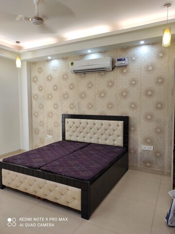 Bedroom in 1 BHK Builder Floor at Ansal Sushant Apartments, Sushant Lok I – for Rent