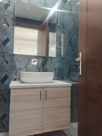 Master Bedroom in 3 BHK Builder Floor at Kalkaji – for Sale