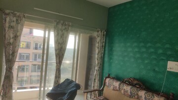Living Room in 2 BHK Builder Floor at Kolkatta Gpo – for Sale