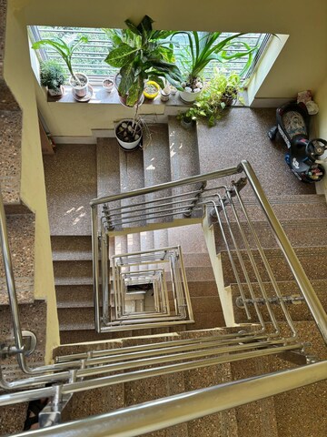 Staircase in 2 BHK Builder Floor at Kolkatta Gpo – for Sale