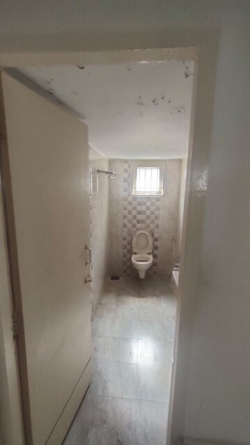 Bathroom in 4 BHK Villa at Thaltej – for Rent