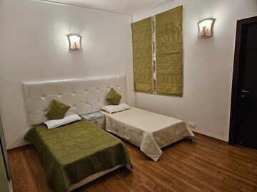 Bedroom in 3 BHK Apartment at Vatika City, Sector 49 – for Rent