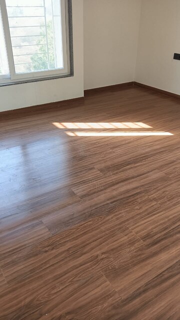 Room in 2 BHK Apartment at Sky World Dreams, Kothrud – for Sale