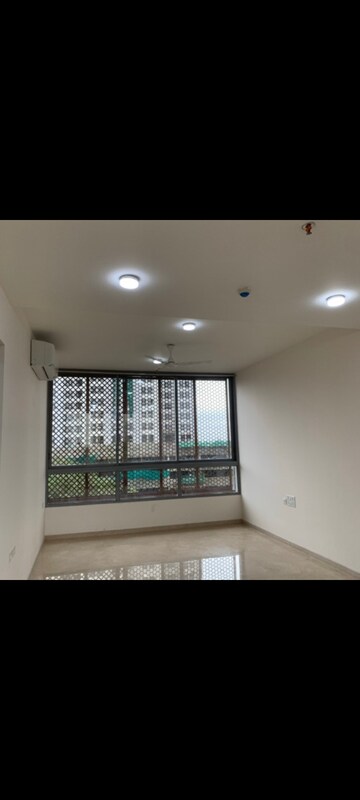 3 BHK Apartment For Rent in Piramal Vaikunth, Balkum Pada