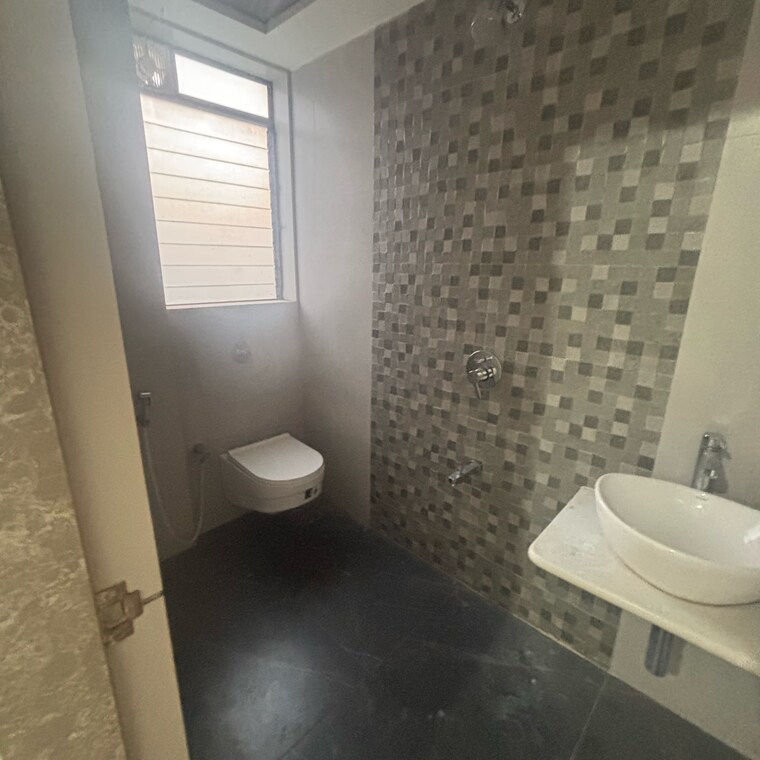 Bathroom, jp-hari-mangal-manor 2 Bedroom 670 Sq.Ft. Apartment In Ma Marg Mumbai 8304353