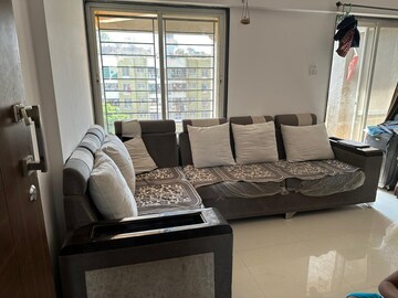 Master Bedroom in 4 BHK Independent House at Raviraj Patang Plaza, Katraj – for Rent