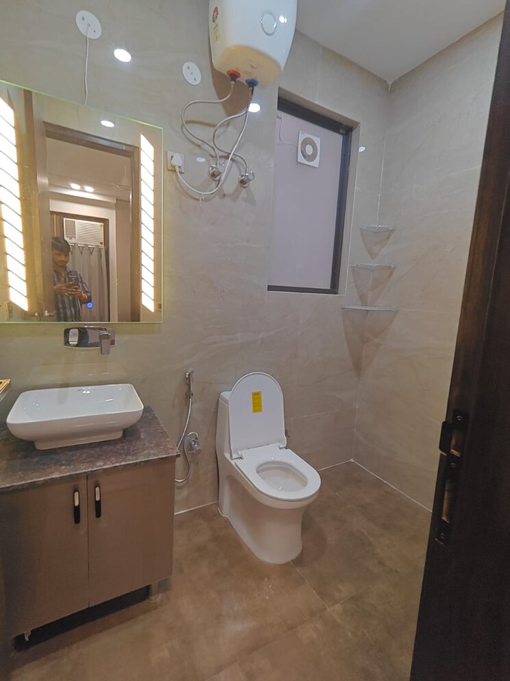 Bathroom, ardee-city 2 Bedroom 1456 Sq.Ft. Builder Floor In Sector 52 Gurgaon 8304363
