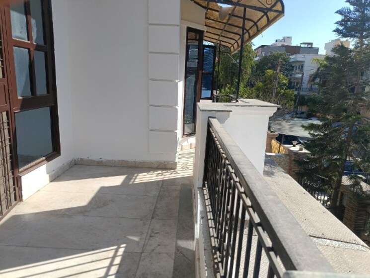 Balcony, uppal-southend 4 Bedroom 1900 Sq.Ft. Builder Floor In Sector 49 Gurgaon 8304461