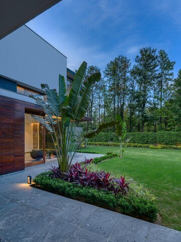 4 BHK Villa – Garden View at Ansari Road - for Sale