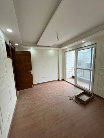 Room in 3 BHK Apartment at Vihaan Garden City, Bisrakh Jalalpur – for Sale