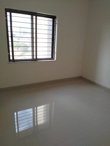 Room in 4 BHK Apartment at Skyi Songbirds, Bavdhan – for Sale