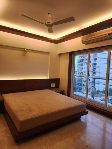 Bedroom in 2 BHK Apartment at Bandra West – for Rent