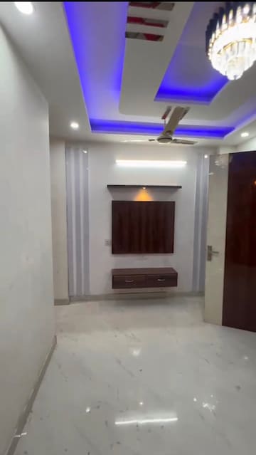 2 BHK Builder Floor For Resale in Raja Puri Delhi  8304499