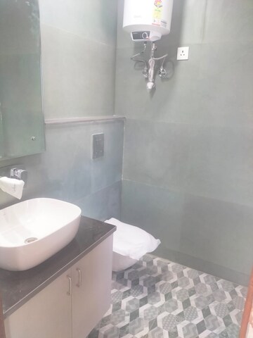 3 BHK Builder Floor For Rent in Greater Kailash ii