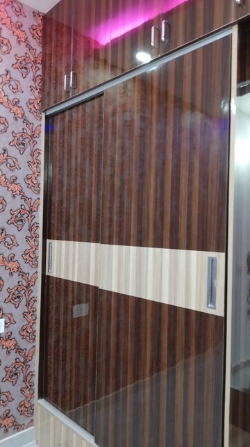 Furnished Amenities in 4 BHK Independent House at Patiala Road – for Sale