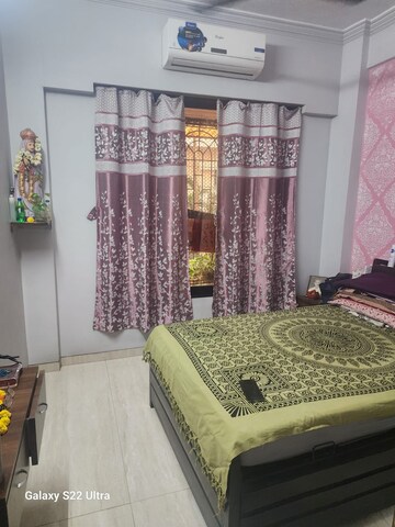 Bedroom in 2 BHK Apartment at Seawoods – for Sale
