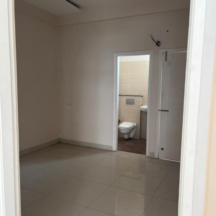 Room, patiala road 2 Bedroom 1100 Sq.Ft. Apartment In Patiala Road Zirakpur 8304746