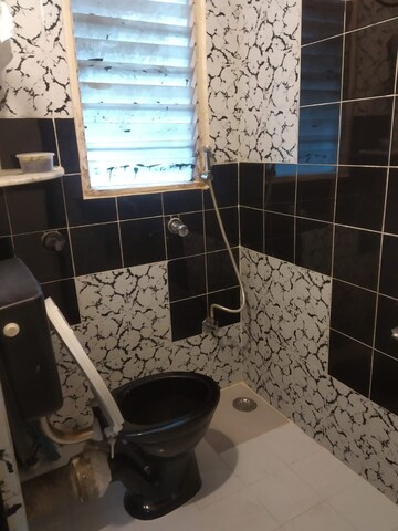 Bathroom in 1 BHK Apartment at Bandra West – for Rent