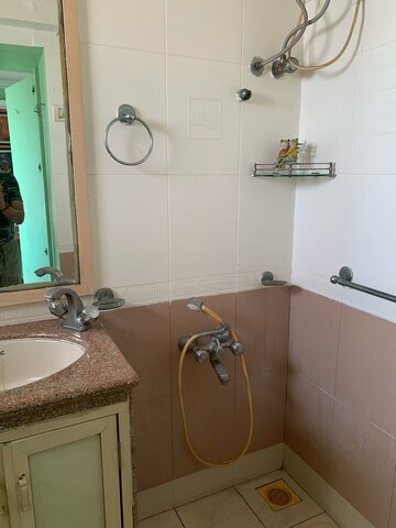 Bathroom in 4 BHK Apartment at Juhu – for Rent