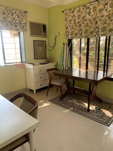 Living Room in 4 BHK Apartment at Juhu – for Rent