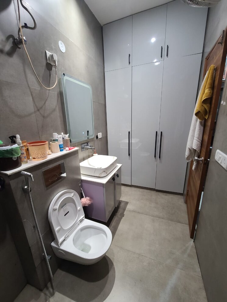 Bathroom, kendriya-vihar 3 Bedroom 1250 Sq.Ft. Apartment In Sector 56 Gurgaon 8304889
