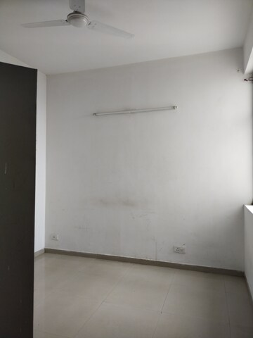 Room in 2 BHK Apartment at Mahagun Mywoods, Sector 16c Greater Noida – for Rent