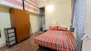 Bedroom in 1 BHK Apartment at Bandra West – for Rent