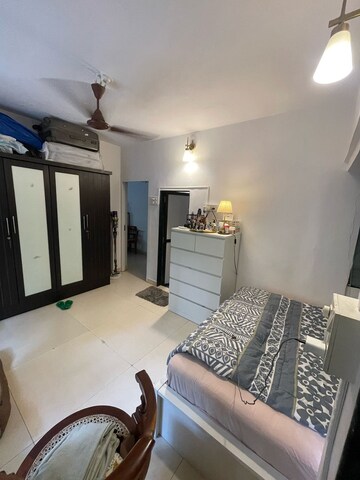 Bedroom in 2 BHK Apartment at Bandra West – for Rent