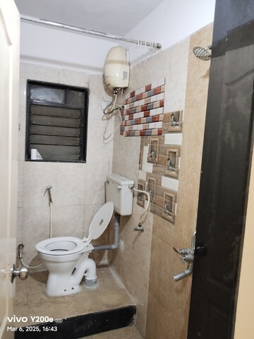 Bedroom in 2 BHK Apartment at Ghansoli – for Rent