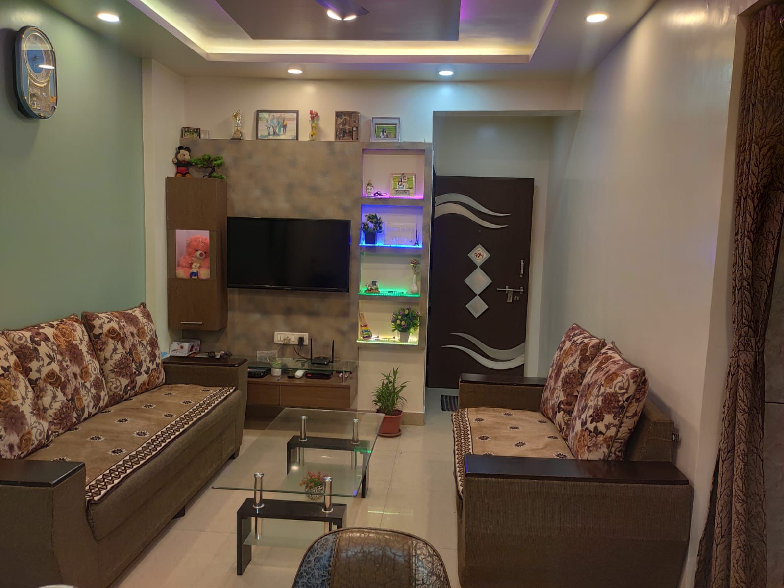 2 BHK + Extra Room Apartment For Sale in Samarth Puram CHS