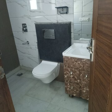 Master Bedroom in 1.5 BHK Apartment at Unitech The Residences Sector 33, Sector 33 – for Rent