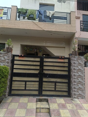2 BHK Independent House – Exterior View View at Dhakoli Village - for Sale